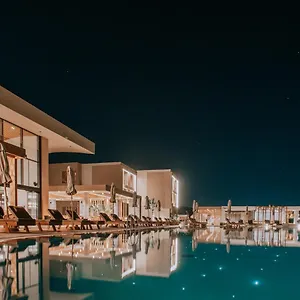 Unique Blue! And Adults Only יוון