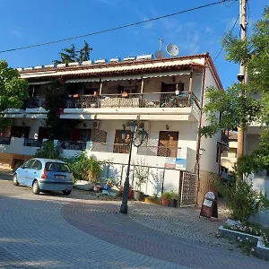 Agni -enoikiazomena Diamerizmata , Kallithea (Chalkidiki) Griechenland